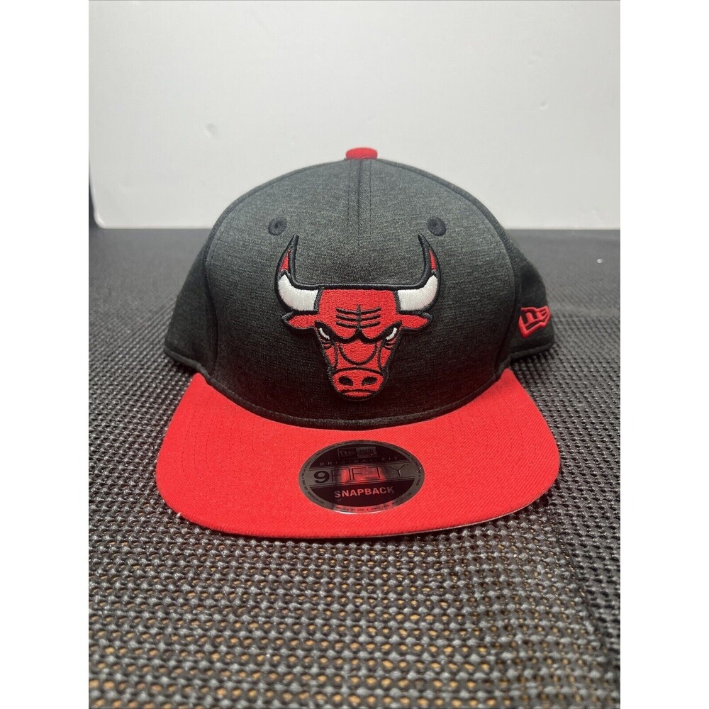 New Era Chicago Bulls Snapback Hat Logo 9Fifty‎ OSFM - Black Red
